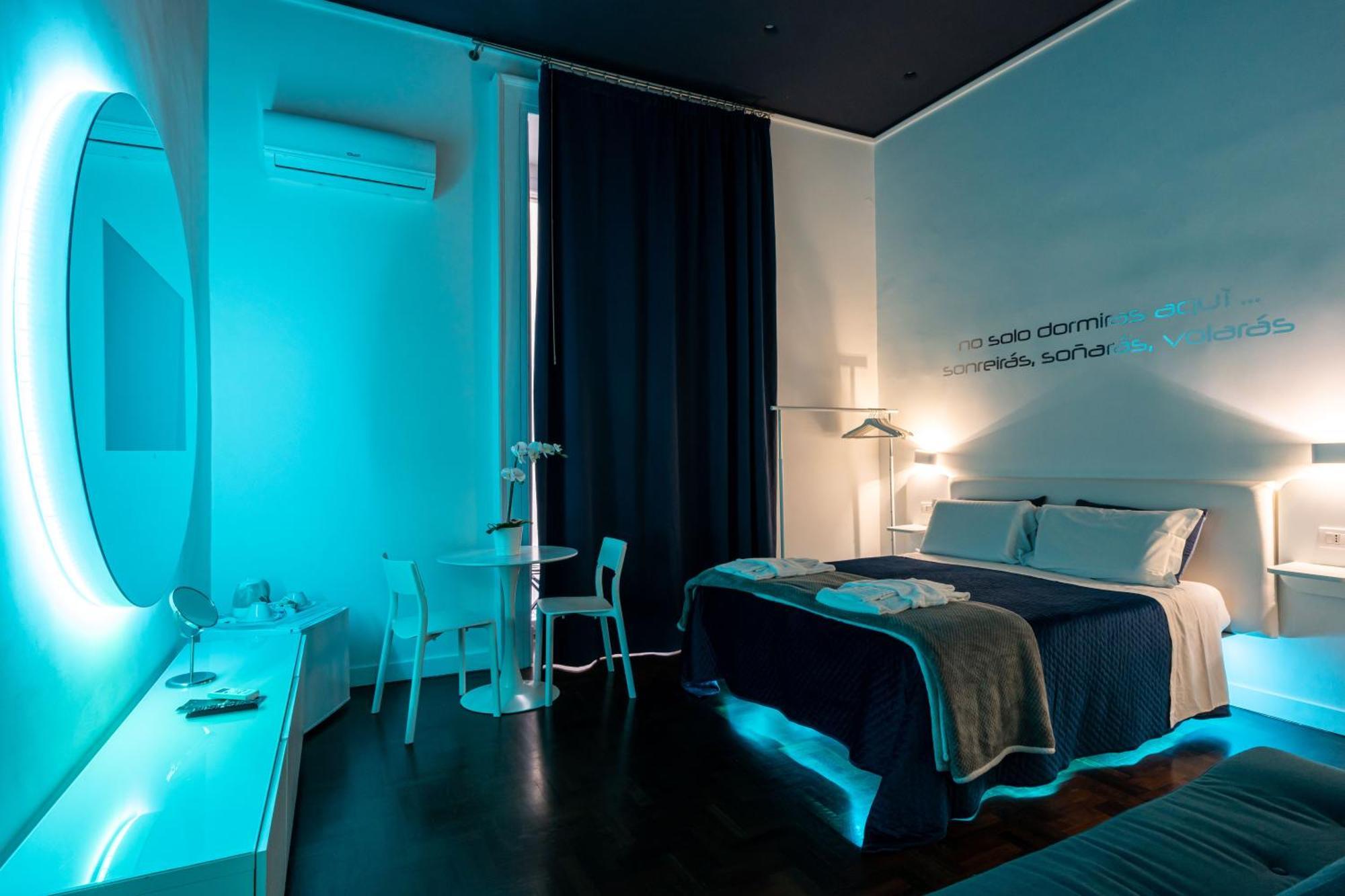 Bed and Breakfast Skyhouse Duomo Neapol Zewnętrze zdjęcie